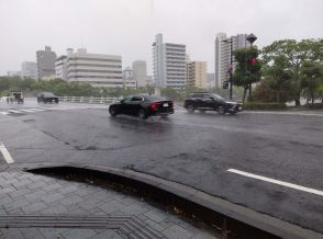広島県内に大雨警報　尾道市に避難指示　広島市安佐南区には高齢者等避難　JR在来線の運転見合わせ相次ぐ