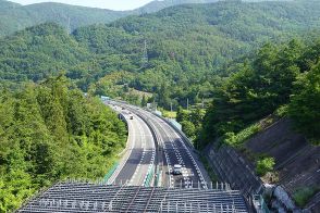 高速道路上に「なかったはずのトンネル」が出現!? 風景がめちゃくちゃ変わる大工事 これからスゴイことに!?