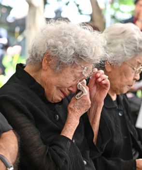 「今こそ沖縄戦の記憶に向き合って」　ひめゆり学徒隊悼む慰霊祭
