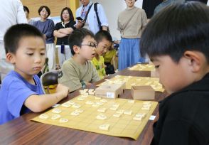 文部科学大臣杯小・中学校将棋団体戦千葉大会　千葉・小中台小が連覇　中学は渋谷幕張中Ｖ