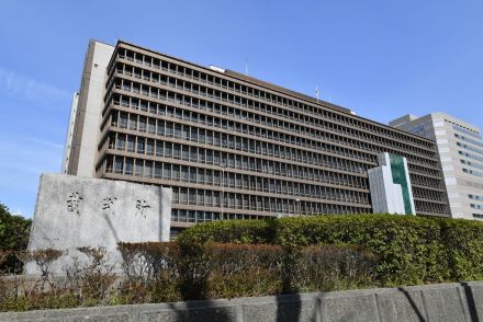 釣り、風俗…家賃滞納で老母絞殺の５５歳男　裁判所が断罪した生活保護費のあきれた使途