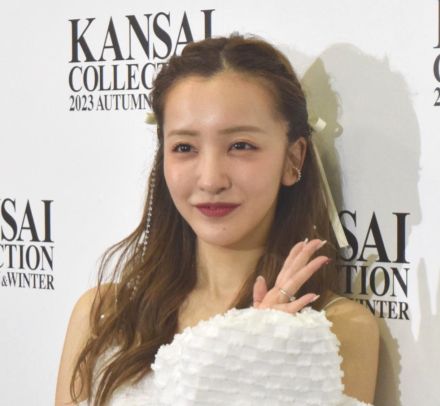 板野友美、大人かわいい浴衣姿にフォロワー騒然「流石の着こなし」「浴衣可愛すぎ」