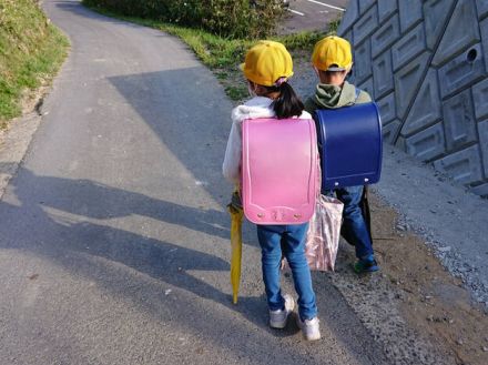 90％以上の親が不安を感じる「小学生の壁」登下校や緊急時…“我が子の安全”を確保するためにできること