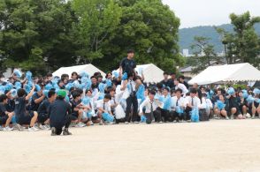 思いを一つに　美作高「八稜祭体育の部」　部対抗リレーなど白熱の戦い／岡山・津山市