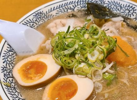 ラーメン業界“閉店ラッシュ”の中で店舗を増やし続ける「丸源ラーメン」。圧倒的な成長を可能にした強みとは