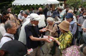 「替えましょ、替えましょ」　奇祭「鷽替え神事」5年ぶり開催　奈良