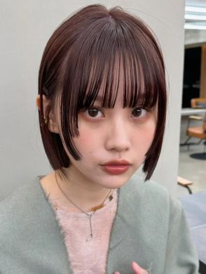 【大人のヘアカタログ】プツッとしたカットラインが今季トレンド！ 最新おしゃれボブ