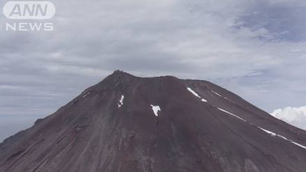 富士登山中のプロクライマーの38歳男性が死亡　8合目で意識失う　山梨県警