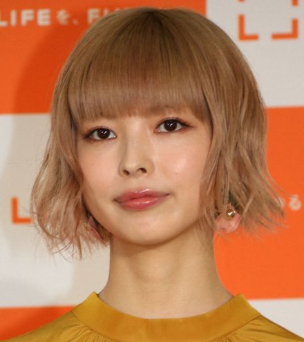 最上もが　ロングヘアから「ショートに戻りました！」　報告に「世界一ショートが似合う」の声