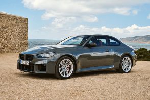 わずか1年でフェイスリフト！さらにパワーアップされた新型BMW「M2」に関する全ての情報！