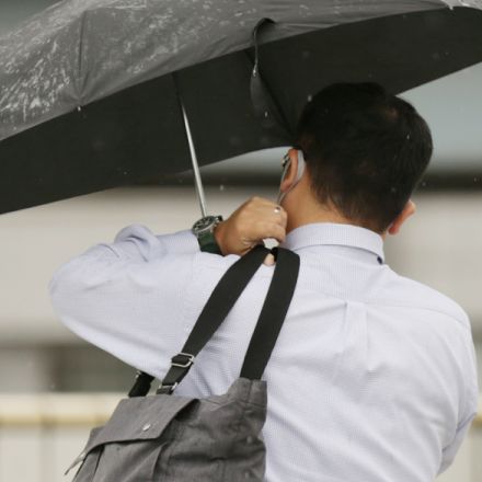 梅雨のだるさ…不調の原因は首にあり「やる気が出ない」が6割、「対処法わからず」5割