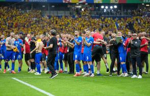 「素晴らしい試合になった」ドローでユーロ決勝トーナメント進出決定、スロバキア指揮官「できるだけ長くこの大会に」