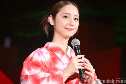 佐々木希、絞り染の浴衣で登場 子どもとの夏の予定明かす