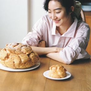 顔より大きい特大シュークリーム！大きさ、新しさ、ときめきで喜ばせる手みやげ6選