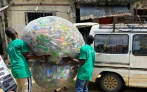 ナイジェリア、使い捨てプラスチックの使用禁止へ　海洋など汚染防止