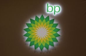 英ＢＰ、脱化石燃料路線を修正　収益重視で低炭素事業投資減速