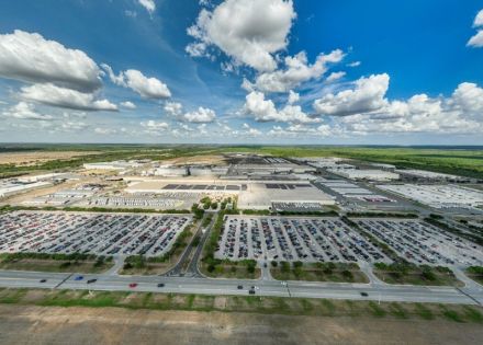 トヨタ自動車、テキサス州の工場に5億3000万ドル投資　サンアントニオに部品工場建設
