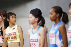 「スタートに立つと動悸が収まらない」　1500m大独走でもピリピリした女王・田中希実の号砲直前【陸上日本選手権】