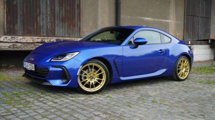 スバルBRZを含め人気モデルがどんどん市場から消えていく・・・　スバルBRZの特別仕様車「ファイナルエディション」登場！