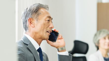 一瞬、耳を疑った…半年前に定年後退職した60歳の元部長、社長からかかってきた「まさかの電話」に歓喜【人材開発コンサルタントが解説】