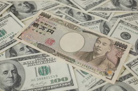 一時1ドル161円台に　38年ぶり水準更新　米国と依然大きな金利差