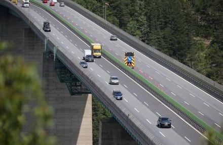 車を没収して売却、収入に応じた反則金…交通事故を減らすためのヨーロッパの取り組み（海外）