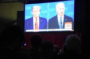 「ベストの2人とは思えぬ」　無党派層は厳しい声　米大統領選討論会