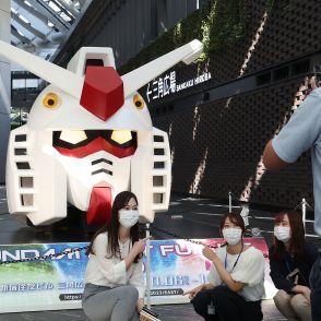 「劣化版かよ」大阪万博に横浜の “使い回し” ガンダム登場も集まる違和感…なぜ片膝姿なの？ なぜ動かないの？ 専門家に聞いた