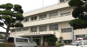 高砂市で横断歩道の男性をはねた疑い　軽自動車運転の83歳女を逮捕／兵庫県