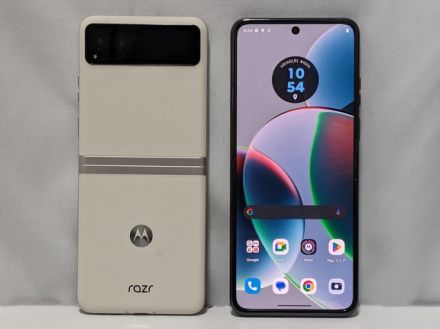 ソフトバンクの「motorola razr 40s」、2年後返却で実質24円　機種変更も対象