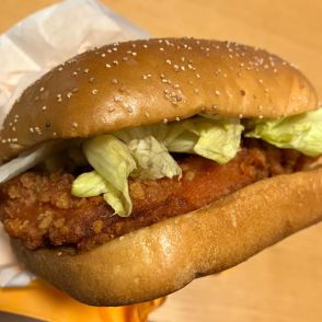 【実食】暑い季節に食べたい“うま辛”仕立て！　マクドナルド話題の新作「ペペロンジューシーホットチキン」を食べてみた