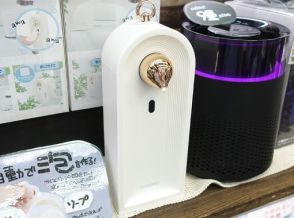 洗顔ソープからシャンプーまで、泡で出せる充電式オートソープディスペンサーがサンコーから