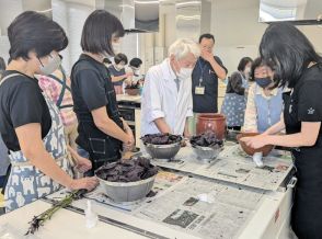 梅干し作り食と農を理解　福島県の郡山市民食糧問題懇話会