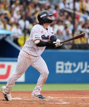 ヤクルト打線、驚異の集中打　八回2死から5得点―プロ野球