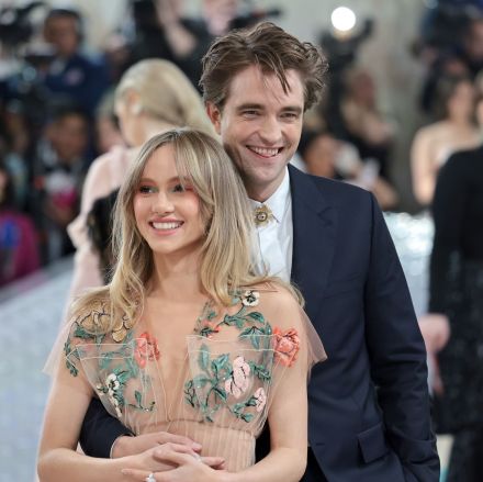 秘密主義カップル、スキ・ウォーターハウス＆ロバート・パティンソンの「結婚の真相」に迫る