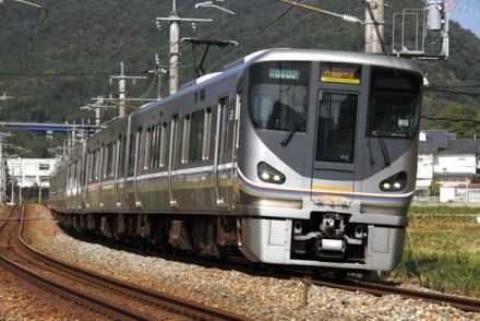 何でここに駅…？ 関西随一の“珍構造”駅に行ってみた 列車びゅんびゅん轟音で通過！