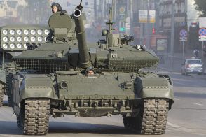 「ジャベリン被弾でも生存」とロシアが誇ったT-90M戦車、ネットのツッコミで嘘と欠陥バレる