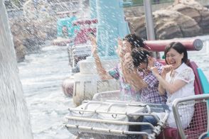 “逃げられないびしょ濡れ体験”…100％濡れるTDS『アクアトピア』は夏ディズニー体験マスト！