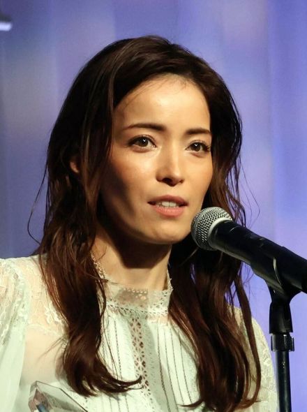 知念里奈、マキノ正幸さんを追悼　２年前に再会し「あの時の笑顔が忘れられない」