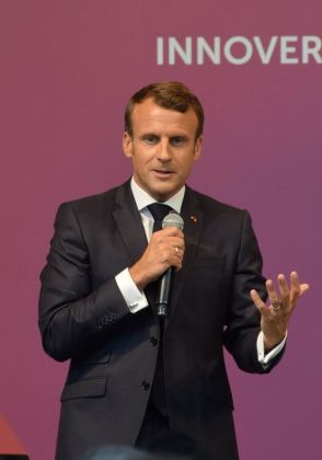 マクロン氏、フランス下院選で起死回生の賭けに誤算　極右の過半数阻止へ他党との協力課題