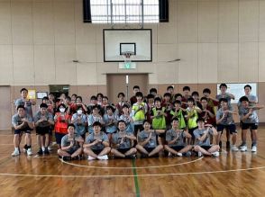 独自のプログラムで指導者とプレイヤーを育成する『元年ナーズキャンプ in 富田林』が開催、保田コーチ「コーチの輪を広げていく」