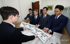 韓国最大野党　前代表の事件担当検事ら4人の弾劾案提出