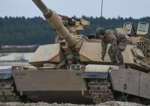 NATOがエイブラムス戦車85両を含む機甲旅団をポーランドに配置、ロシアの動きを牽制