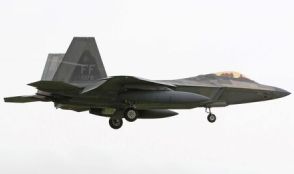 米軍普天間飛行場　F22が「ローアプローチ」繰り返す　宜野湾市上大謝名で「聴力機能に障がいを与える」104.5デジベルの最大騒音値