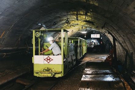 九州最後の炭鉱と明治日本の産業革命遺産見学ツアー、トロッコ乗車で炭鉱体験、JR九州が販売