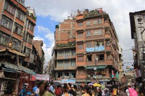 アジア回遊編～インド・ネパール（１９）安宿と安いメシ屋とマリファナの街・タメル地区　１泊、そしてまた１泊…沈むバックパッカーたち