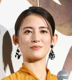 福田彩乃、金髪姿に激変！ハワイで「４年越しの新婚旅行」を満喫「プール＆海ざんまいで大興奮！」