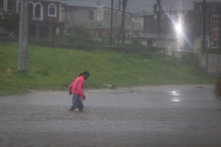 ハリケーン「ベリル」、中米ジャマイカ直撃　メキシコでも警報