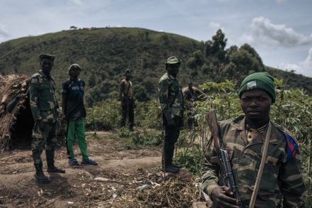 「敵前逃亡」で兵士25人に死刑 コンゴ軍事法廷