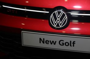VWゴルフ新型発表！　日本初採用のイルミネーション付きエンブレム採用。「パサート」もフルモデルチェンジ！